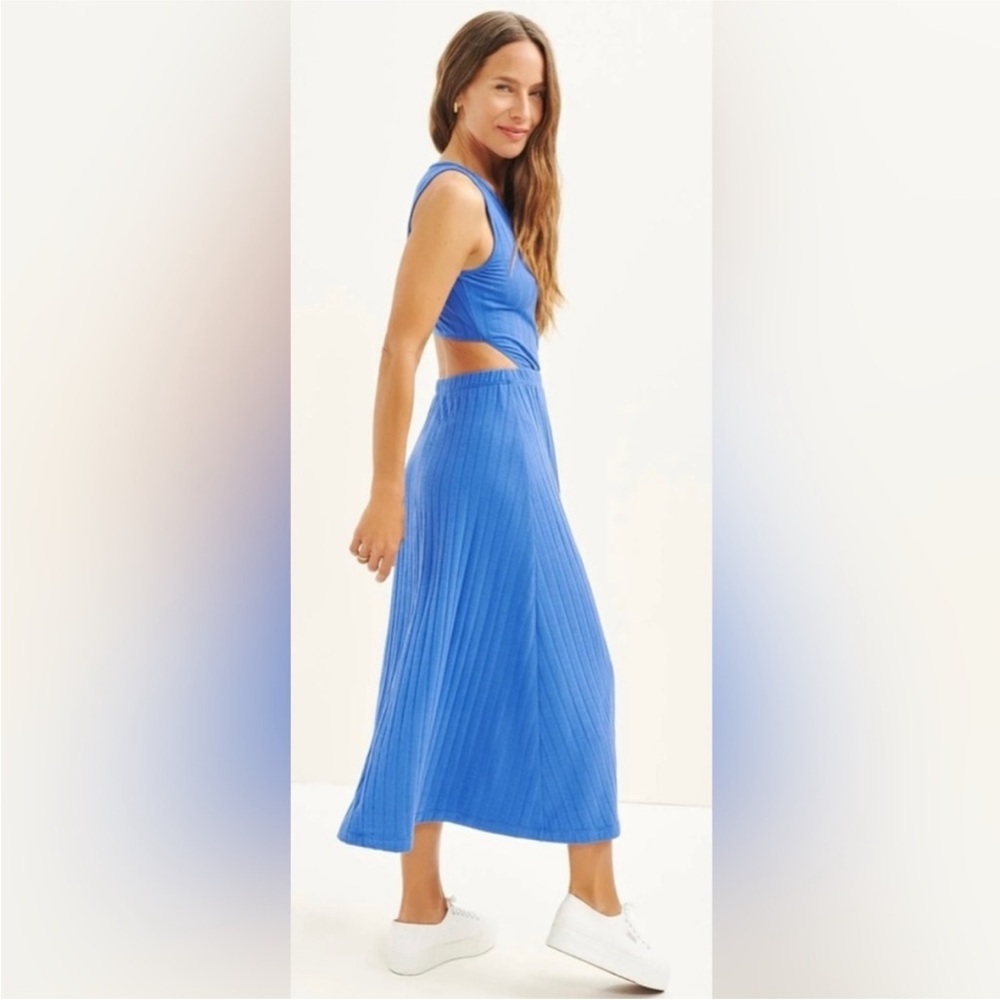 Amour Vert - Kelly ribbed midi dress in lapis blue sz L - stretchy, back cutout